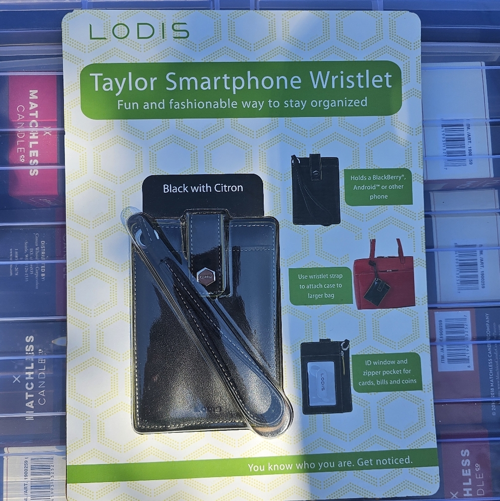 Lodis Taylor Smartphone Wristlet in Black and Citron